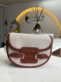 Crescent canvas mini 