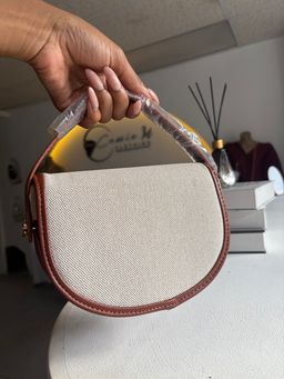 Crescent canvas mini 