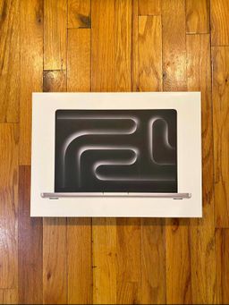 14 MacBook Pro: M3 chip, 8GB RAM, 512GB SSD with 8‑core CPU and 10‑core GPU, English Keyboard, Space Grey