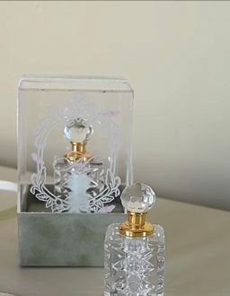 تولات عطور فاخره  فارغه عدد 12/بدون علبه 