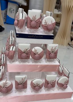 مرايات دائري ومربع منسق مع الفلين 