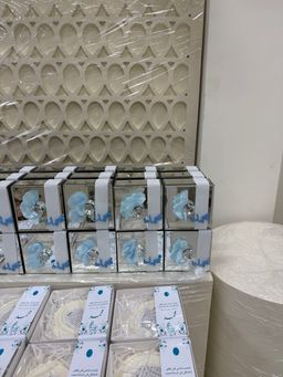 توزيعات علب اكسسوار باضافة اسم اكريلك على التنسيق حسب الطلب /عدد12