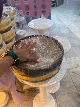 صواني جلد الوان متعدده الهبه