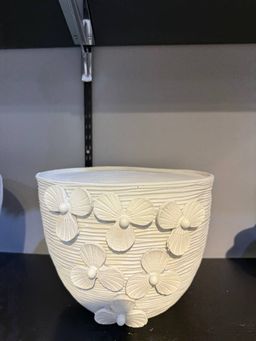 صينية الورده الاكثر طلب باللون الاوف وايت