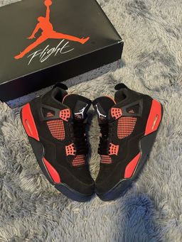 Jordan 4 