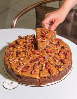 Pecan Parline Cake