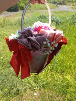 🌸 Sakurah Luxe Gift Bucket 🌸