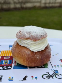 Swedish Semla cca150g