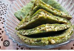 Palak Panner Parota 3 pcs 