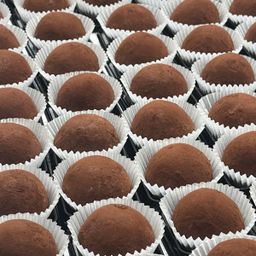  🍪 Weekend Dubai Chewy Chocolate Cookie Drop (Pre-Order)