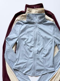 Jackets Bold Contour — Talla S