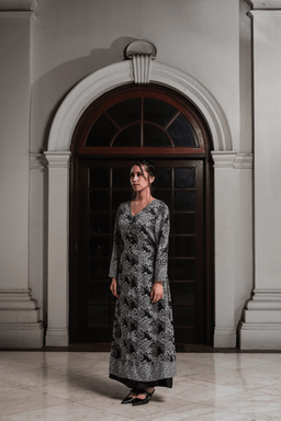 Anggun Alam - Blue Batik 