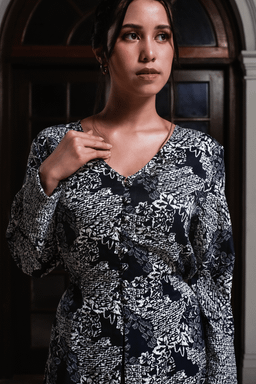 Anggun Alam - Blue Batik 