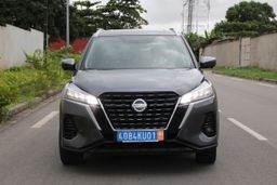 NISSAN KICKS 2020 GRISE