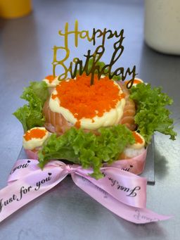 SALMON MAYO CAKE W SIDES (salmon mayo 4pcs)