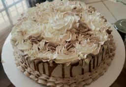 Gâteau large au chocolat 