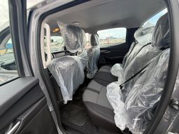 MAZDA BT-50 2025 GRISE