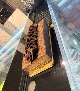 DESSERTS 