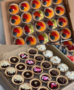Tarts & Pastry [ Fruit Tarts I Chocolate Tarts ]