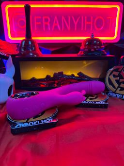 Vibrador doble acción con estimulación de clitoris 