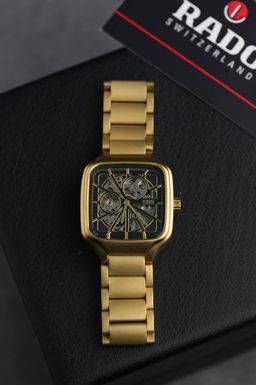 רד,ו מנגנון אוטומטי - איכות גבוהה |  סמל סטטוס בעולם היוקרה   