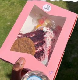 8 x 6 x 2.5 Inch Pink  Cake Sale Box 