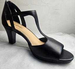 Easy Street  Sandals 12