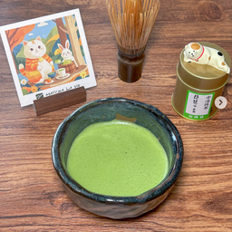 Pistachio matcha latte