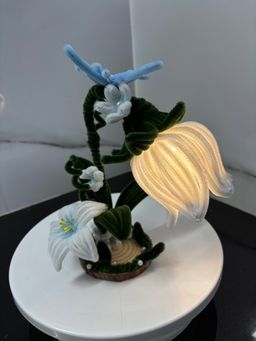 Enchanted bell flower lamp