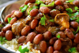 Frijoles Rojos con Rabito de Cerdo -WEDNESDAY