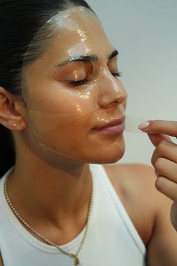 SAZA 24K GOLD KOLLAGEN GEL MASK