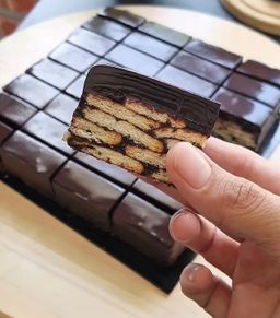 KEK BATIK CHOCOLATE GANACHE