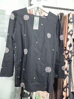 BNWT ALIA ANGGUN Black Baju Kurung with Embroidery, Size M