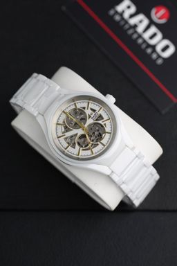 רד,ו מנגנון אוטומטי - איכות גבוהה |  סמל סטטוס בעולם היוקרה 