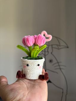 Jellycat tulip pot