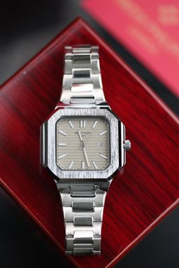 פא.טק פי.ליפ  סאבמרינר – סמל סטטוס בעולם היוקרה | איכות גבוהה  