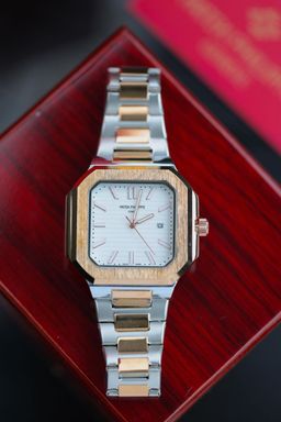 פא.טק פי.ליפ  סאבמרינר – סמל סטטוס בעולם היוקרה | איכות גבוהה 