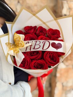 12 roses bouquet  HBD