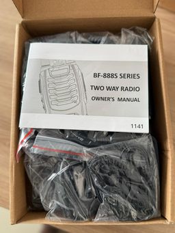 Baofeng BF-888S V2 ( 2 Walkie talkie)