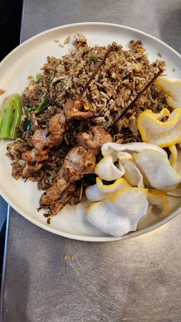 Mie Goreng + Satay Ayam +Kerupuk