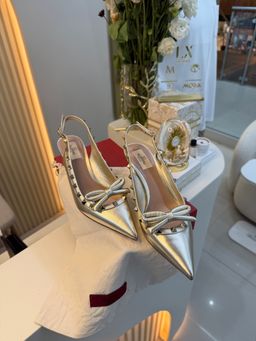 Sandálias VLTN rockstud 