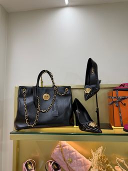 Bolsa Versace medusa patent leather 