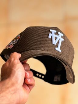 New Era 9Forty - La Dodgers 'Upside Down LA Cord'  Corduroy Brown