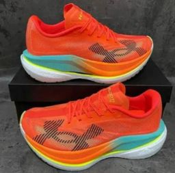 UNDER ARMOUR VELOCITI ELITE 3