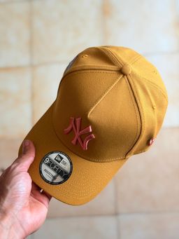 New Era 9Forty - NY Yankees World Series 1999 Mustard