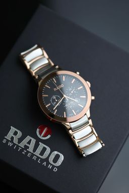 רד,ו - סמל סטטוס בעולם היוקרה | איכות גבוהה