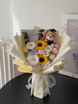 (GB037) Graduation Bear Soap Flower Bouquet