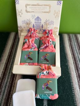 Hornbill (Harumanis Mango)