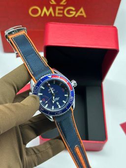 אומג,ה יוקרתי – סמל סטטוס בעולם היוקרה | איכות גבוהה 