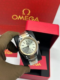 אומג,ה יוקרתי – סמל סטטוס בעולם היוקרה | איכות גבוהה 